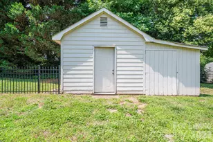 3501 Barrington Dr, Gastonia, NC 28056 - Photo 43