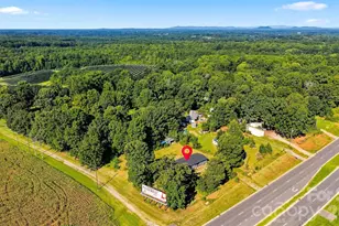 2947 Nc 16 Hwy, Newton, NC 28658 - Photo 13