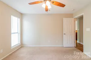 2516 Cranbrook Ln, Charlotte, NC 28207 - Photo 17