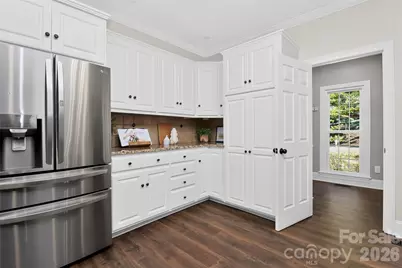 6128 Lake Providence Lane, Charlotte, NC 28277 - Photo 17