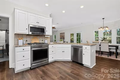 6128 Lake Providence Lane, Charlotte, NC 28277 - Photo 15