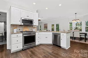 6128 Lake Providence Ln, Charlotte, NC 28277 - Photo 15