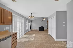 2007 Stepping Stone Ln, Monroe, NC 28110 - Photo 11