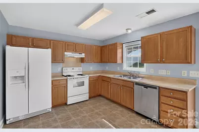 2007 Stepping Stone Lane, Monroe, NC 28110 - Photo 7