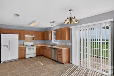 2007 Stepping Stone Lane, Monroe, NC 28110 - Photo 5
