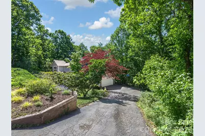 177 Skyview Circle, Asheville, NC 28804 - Photo 37
