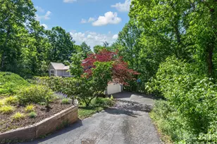 177 SkyView Cir, Asheville, NC 28804 - Photo 37