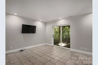 177 Skyview Circle, Asheville, NC 28804 - Photo 33