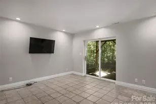 177 SkyView Cir, Asheville, NC 28804 - Photo 33