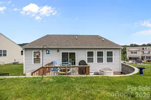 183 Marathon Ln, Candler, NC 28715 - Photo 5