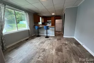 346 N Cleghorn St, Rutherfordton, NC 28139 - Photo 9