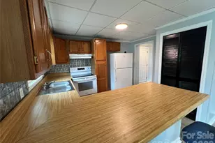 346 N Cleghorn St, Rutherfordton, NC 28139 - Photo 11