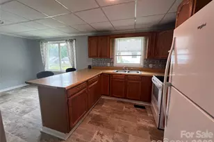 346 N Cleghorn St, Rutherfordton, NC 28139 - Photo 7