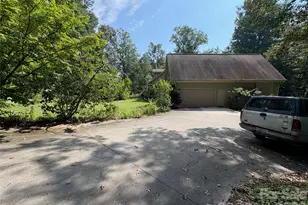 502 Pace Rd, Hendersonville, NC 28792 - Photo 37