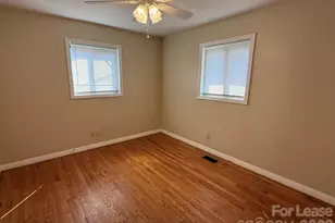 411 E K St, Newton, NC 28658 - Photo 5
