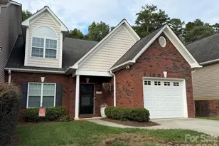 4746 Braxton Gate Ln, Hickory, NC 28602 - Photo 1