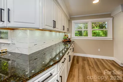 508 Berkshire Drive, Statesville, NC 28677 - Photo 17
