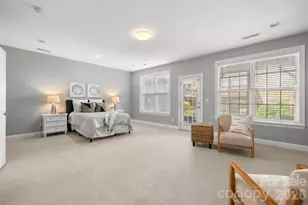 7810 Springs Village Ln, Charlotte, NC 28226 - Photo 19