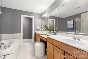 7810 Springs Village Ln, Charlotte, NC 28226 - Photo 23