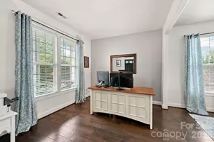 1913 Wilburn Park Ln NW, Charlotte, NC 28269 - Photo 15