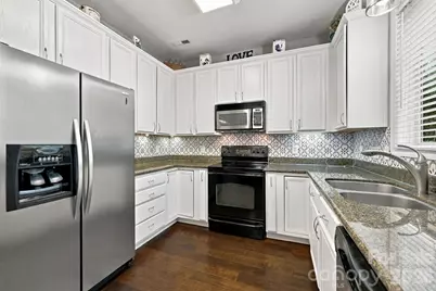 1913 Wilburn Park Lane NW, Charlotte, NC 28269 - Photo 11