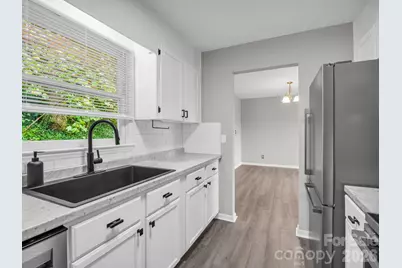 117 Drexel Road, Hendersonville, NC 28739 - Photo 15