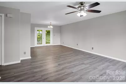 117 Drexel Road, Hendersonville, NC 28739 - Photo 7