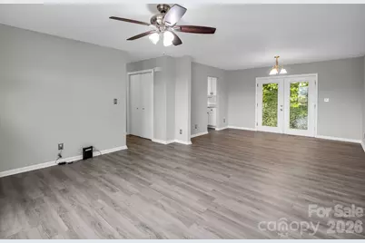 117 Drexel Road, Hendersonville, NC 28739 - Photo 9