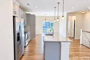 1006 Sharon Towns Dr, Charlotte, NC 28210 - Photo 3