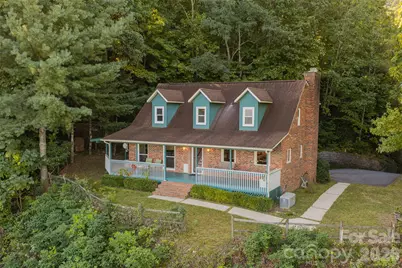 126 Wildflower Cove Drive, Swannanoa, NC 28778 - Photo 9