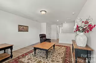 6113 Mariemont Cir, Charlotte, NC 28226 - Photo 21