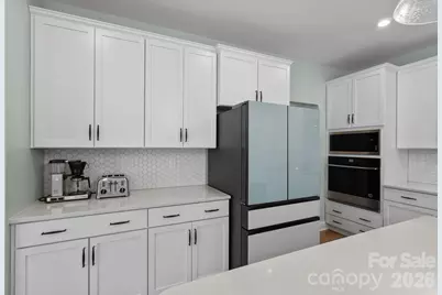 6113 Mariemont Circle, Charlotte, NC 28226 - Photo 5