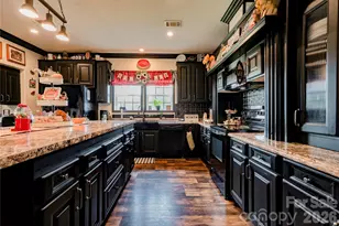 503-1 E Stagecoach Trail, Lawndale, NC 28090 - Photo 9