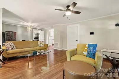 224 E Catawba Avenue, Mooresville, NC 28115 - Photo 5
