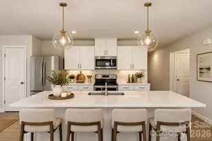 2014 Silver Crk Rd, Charlotte, NC 28214 - Photo 3
