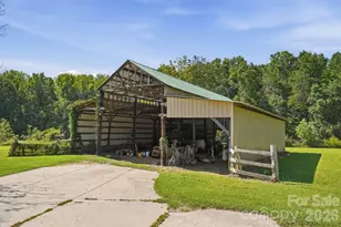 1086 Shinnville Rd, Cleveland, NC 27013 - Photo 17