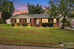 7033 Starvalley Dr, Charlotte, NC 28210 - Photo 1