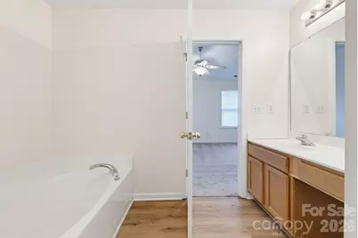 2176 Winthrop Chase Drive, Charlotte, NC 28212 - Photo 25