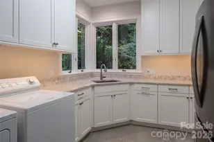 4 Cedar Hill Dr, Asheville, NC 28803 - Photo 21