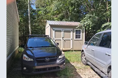 1215 Peak Place NW, Lenoir, NC 28645 - Photo 3