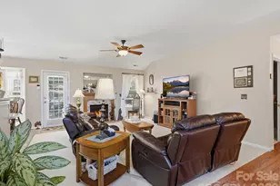 526 Kenbridge Ln, Rock Hill, SC 29732 - Photo 7