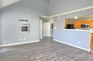 10623 Campion Ct, Charlotte, NC 28213 - Photo 3