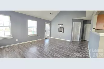 10623 Campion Court, Charlotte, NC 28213 - Photo 9