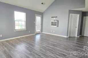10623 Campion Ct, Charlotte, NC 28213 - Photo 9