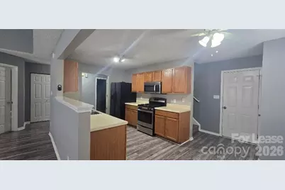 10623 Campion Court, Charlotte, NC 28213 - Photo 5