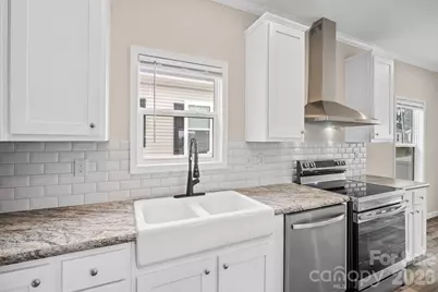 131 Bellamy Road, Asheville, NC 28806 - Photo 9