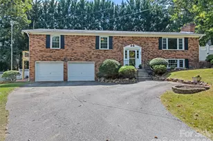 11 Crestwood Ln, Candler, NC 28715 - Photo 3