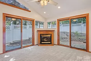 11 Crestwood Ln, Candler, NC 28715 - Photo 15