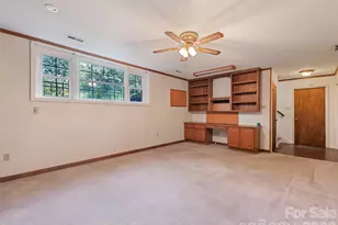 11 Crestwood Ln, Candler, NC 28715 - Photo 33