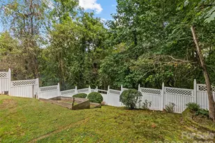 11 Crestwood Ln, Candler, NC 28715 - Photo 5